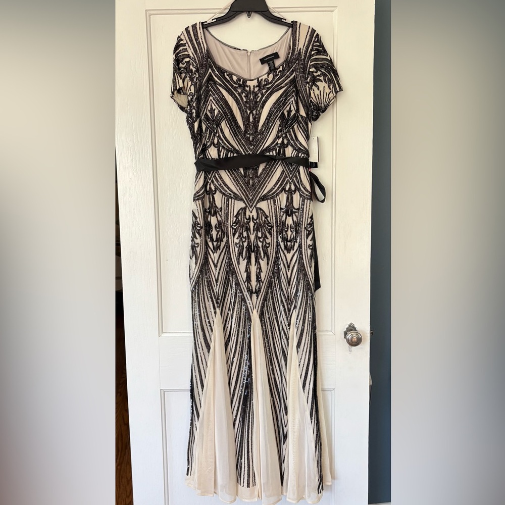 R&M Richards Black and Cream Embellished Dress - Picture 2 of 8